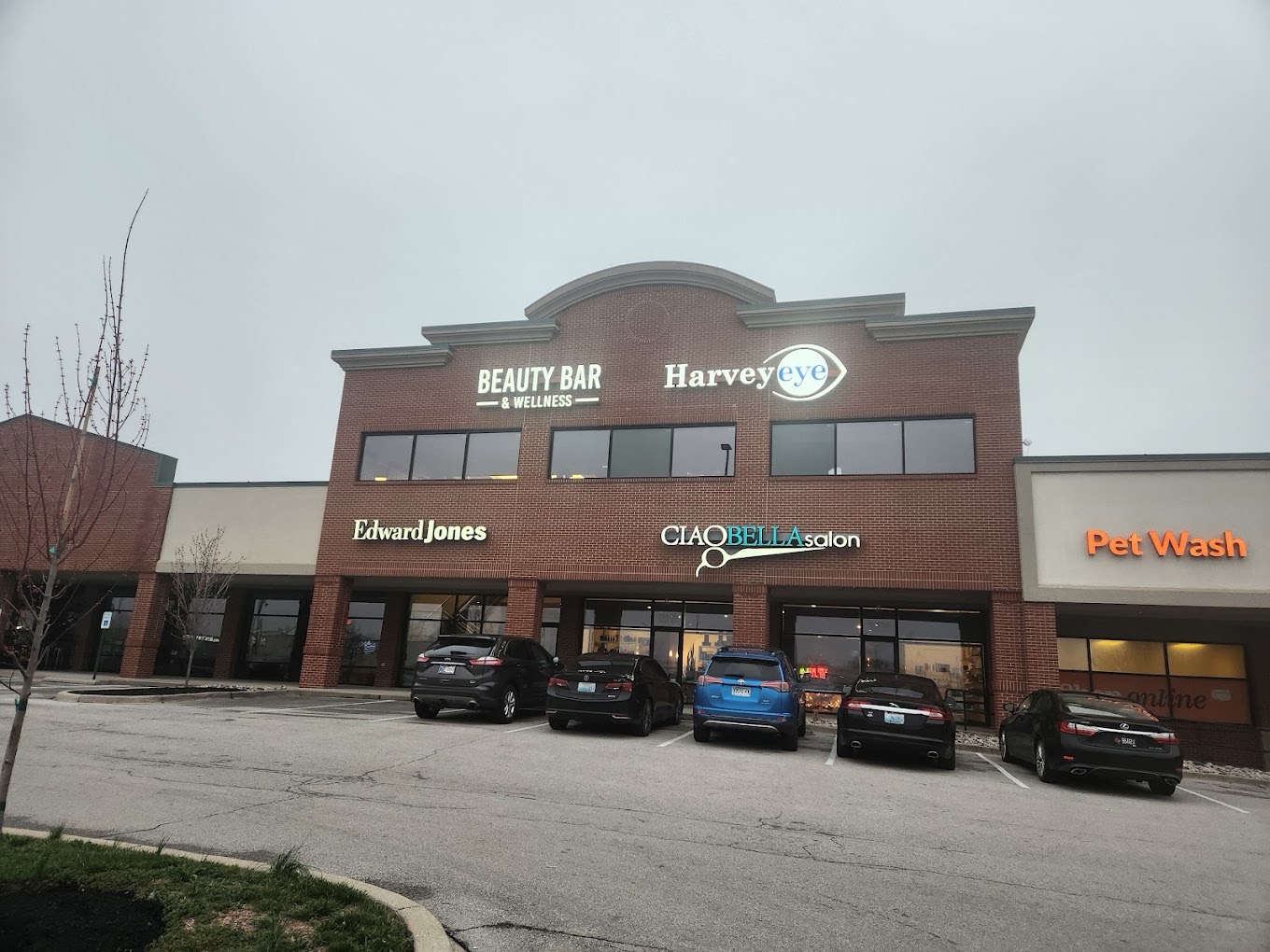 Harveyeye storefront at 12406 LaGrange Rd, Suite 202, in the East Louisville retail plaza